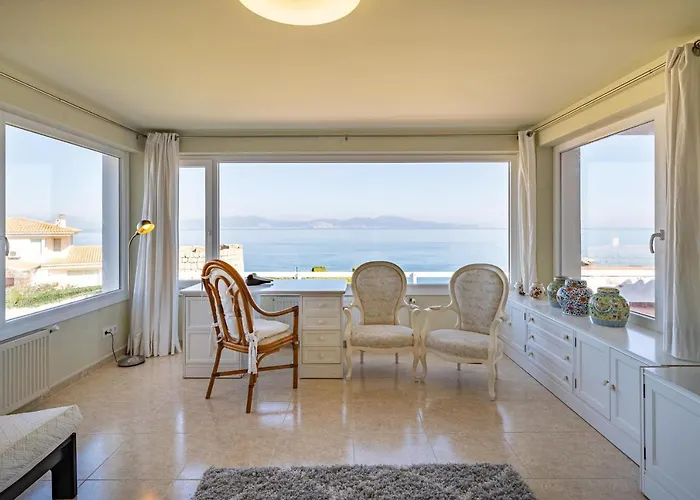 فيلة Mireia L' Escala